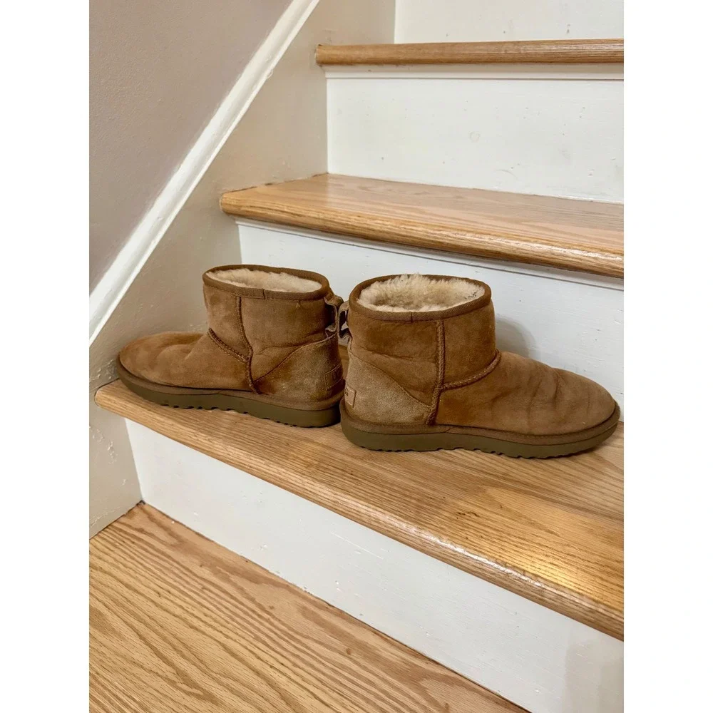 UGG Classic Mini Chestnut Suede Shearling Ankle Boots Womens 8 Snow Winter